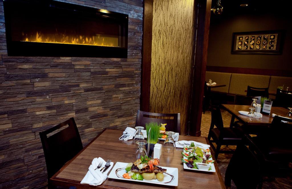 Ptarmigan Inn Hay River Zewnętrze zdjęcie